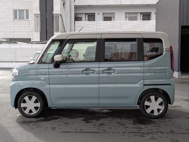 スペーシア ハイブリッドＸ　届出済未使用車！　両側電動スライドドア　クリアランスソナー　レーンアシスト　衝突被害軽減システム　オートライト　ＬＥＤヘッドランプ　スマートキー　アイドリングストップ　電動格納ミラー　シートヒーター（5枚目）