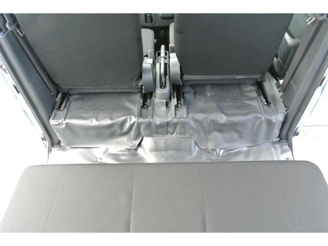 ハイゼットカーゴ ＤＸ　パートタイム４ＷＤ　パワーウィンドウ　キーレス　純正ナビ　フルセグテレビ　４速オートマ　Ｗエアバッグ　ＡＢＳ　ハイルーフ　両側スライドドア（62枚目）