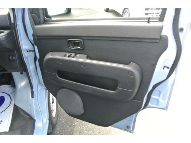 ハイゼットカーゴ ＤＸ　パートタイム４ＷＤ　パワーウィンドウ　キーレス　純正ナビ　フルセグテレビ　４速オートマ　Ｗエアバッグ　ＡＢＳ　ハイルーフ　両側スライドドア（66枚目）