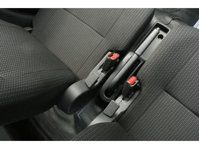 ハイゼットカーゴ ＤＸ　パートタイム４ＷＤ　パワーウィンドウ　キーレス　純正ナビ　フルセグテレビ　４速オートマ　Ｗエアバッグ　ＡＢＳ　ハイルーフ　両側スライドドア（70枚目）