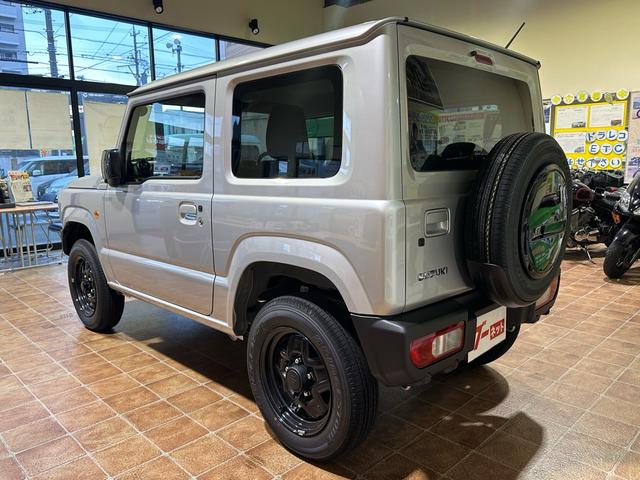 ジムニー ＸＬ　４ＷＤ　マニュアル（ＭＴ）　シートヒーター　クリアランスソナー　禁煙車	登録済み（届け出済み）未使用車　店内保管車　ターボ　ワンオーナー（14枚目）