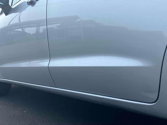 オデッセイ Ｍファインスピリット　全周囲カメラ　ナビ　ＨＩＤ　キーレスエントリー　電動格納ミラー　３列シート　ＣＶＴ　アルミホイール　ＣＤ　ＤＶＤ再生　Ｂｌｕｅｔｏｏｔｈ　盗難防止システム　衝突安全ボディ　ＡＢＳ　エアコン（23枚目）