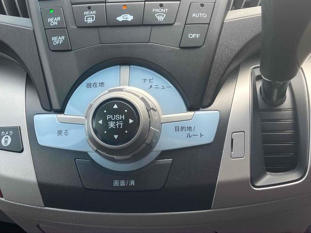 オデッセイ Ｍファインスピリット　全周囲カメラ　ナビ　ＨＩＤ　キーレスエントリー　電動格納ミラー　３列シート　ＣＶＴ　アルミホイール　ＣＤ　ＤＶＤ再生　Ｂｌｕｅｔｏｏｔｈ　盗難防止システム　衝突安全ボディ　ＡＢＳ　エアコン（39枚目）