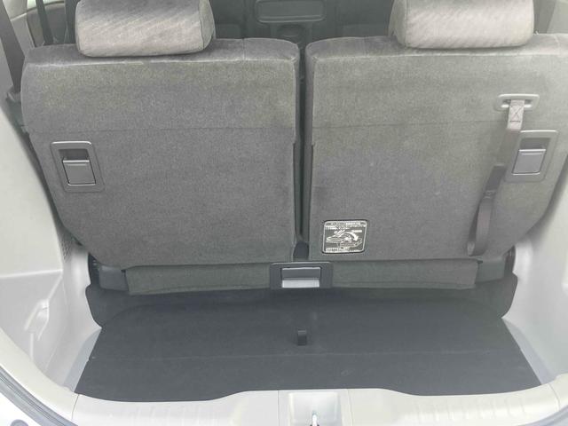 オデッセイ Ｍファインスピリット　全周囲カメラ　ナビ　ＨＩＤ　キーレスエントリー　電動格納ミラー　３列シート　ＣＶＴ　アルミホイール　ＣＤ　ＤＶＤ再生　Ｂｌｕｅｔｏｏｔｈ　盗難防止システム　衝突安全ボディ　ＡＢＳ　エアコン（65枚目）