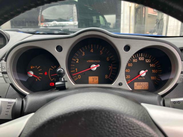 フェアレディＺ ロードスター　オープンカー　ＥＴＣ　バックカメラ　ナビ　ＨＩＤ　ＡＴ　キーレスエントリー　電動格納ミラー　アルミホイール　盗難防止システム　衝突安全ボディ　ＡＢＳ　Ｂｌｕｅｔｏｏｔｈ　エアコン　パワーステアリング（36枚目）