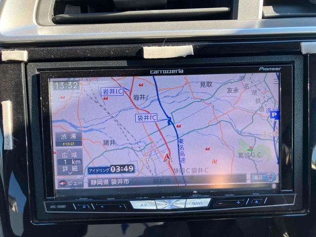 フィットハイブリッド Ｆパッケージ　ハイブリッド　ＥＴＣ　バックカメラ　ナビ　ＴＶ　スマートキー　電動格納ミラー　ＡＴ　盗難防止システム　衝突安全ボディ　ＣＤ　ＵＳＢ　ミュージックプレイヤー接続可　Ｂｌｕｅｔｏｏｔｈ　ＡＢＳ　ＥＳＣ（4枚目）