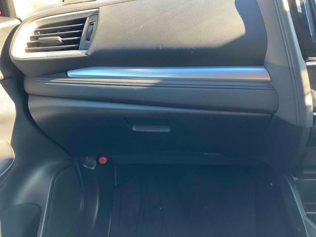 フィットハイブリッド Ｆパッケージ　ハイブリッド　ＥＴＣ　バックカメラ　ナビ　ＴＶ　スマートキー　電動格納ミラー　ＡＴ　盗難防止システム　衝突安全ボディ　ＣＤ　ＵＳＢ　ミュージックプレイヤー接続可　Ｂｌｕｅｔｏｏｔｈ　ＡＢＳ　ＥＳＣ（42枚目）