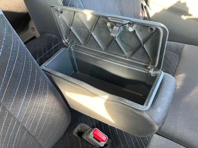 タント カスタムＲＳ　ＳＡ　ＥＴＣ　バックカメラ　両側電動スライドドア　ナビ　ＴＶ　クリアランスソナー　衝突被害軽減システム　オートライト　ＬＥＤヘッドランプ　スマートキー　アイドリングストップ　電動格納ミラー　ベンチシート（32枚目）