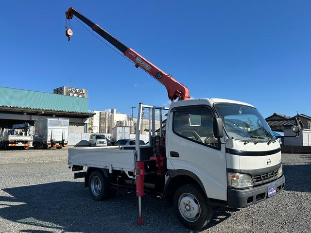 デュトロ 　２ｔ　全低床　ワイドセミロング　３段ラジコン、フックイン（ユニック製　ＵＲＵ２３３　２００５／５）　床鉄板張　床フック２対　左電動格納ミラー　荷台内寸長２，８８０ｍｍ　幅１，９００ｍｍ　リアＷタイヤ（23枚目）