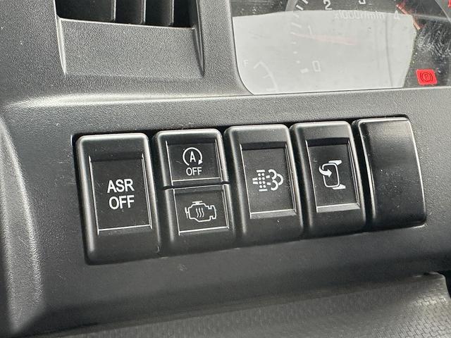 タイタントラック 　ＥＴＣ／ＡＳＲ／左電動格納ミラー／パイオニア製社外ナビ／Ｂｌｕｅｔｏｏｔｈ　Ａｕｄｉｏ／アイドリングストップ／フォグランプ付／リアダブルタイヤ／ミックスタイヤ装備（49枚目）