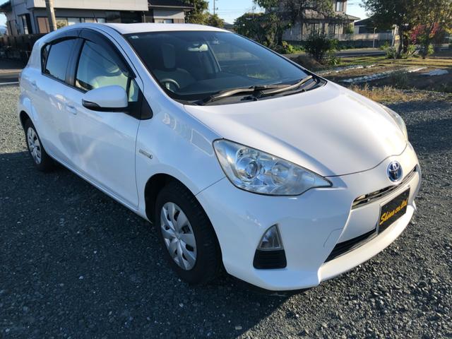 アクア Ｌ　バックカメラ　テレビ　パワーウィンドウ　エアコン　パワステ（4枚目）