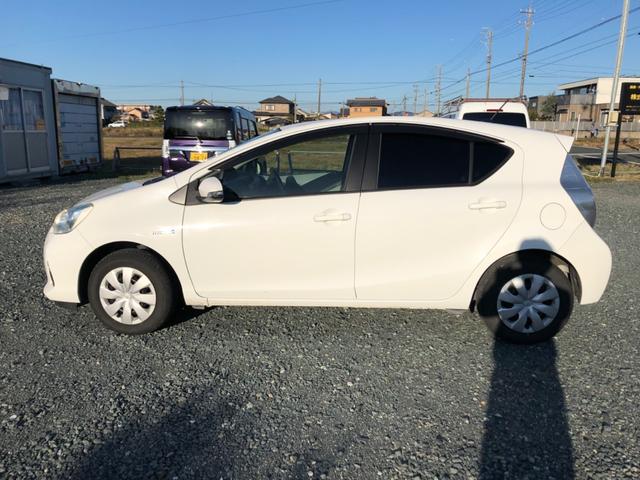 アクア Ｌ　バックカメラ　テレビ　パワーウィンドウ　エアコン　パワステ（6枚目）