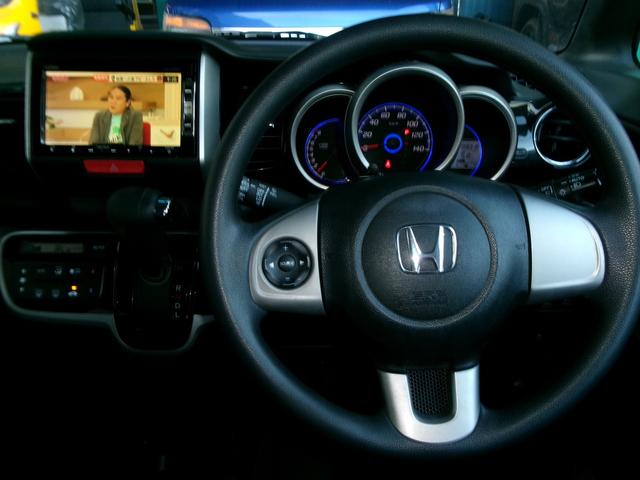 Ｎ－ＢＯＸカスタム Ｇ・Ｌパッケージ　ドライブレコーダー　ＥＴＣ　バックカメラ　両側電動スライドドア　ナビ　ＴＶ　ＨＩＤ　スマートキー　アイドリングストップ　電動格納ミラー　ベンチシート　ＣＶＴ　盗難防止システム　ＡＢＳ　ＥＳＣ　ＣＤ（3枚目）