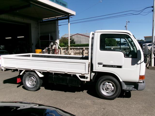 アトラストラック  4WD MT 後輪ダブル エアコン(15枚目)
