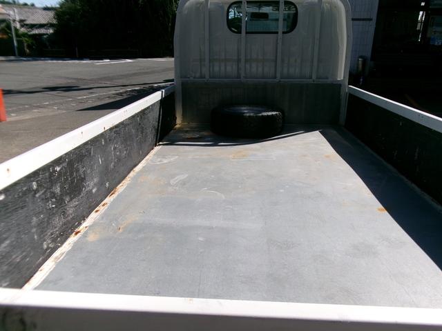 アトラストラック  4WD MT 後輪ダブル エアコン(20枚目)