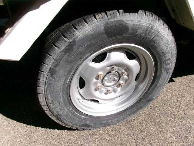 アトラストラック  4WD MT 後輪ダブル エアコン(24枚目)