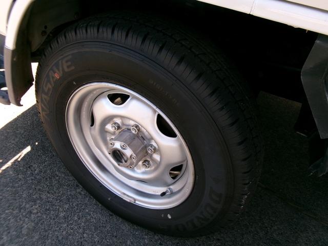 アトラストラック  4WD MT 後輪ダブル エアコン(32枚目)