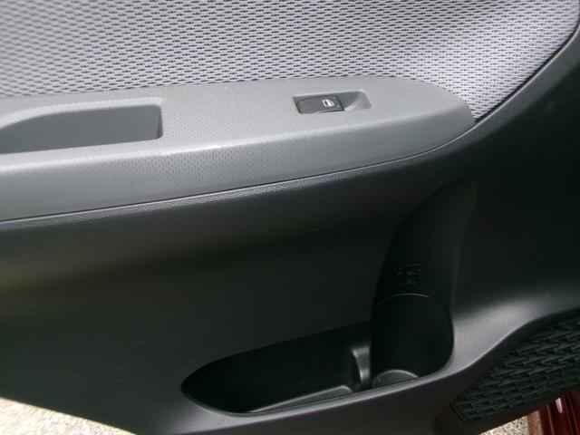 ムーヴ カスタム　Ｘ　ＬＥＤヘッドランプ　スマートキー　アイドリングストップ　ＣＶＴ　盗難防止システム　ＡＢＳ　ＥＳＣ　アルミホイール　衝突安全ボディ　エアコン　パワーステアリング　パワーウィンドウ　運転席エアバッグ（62枚目）