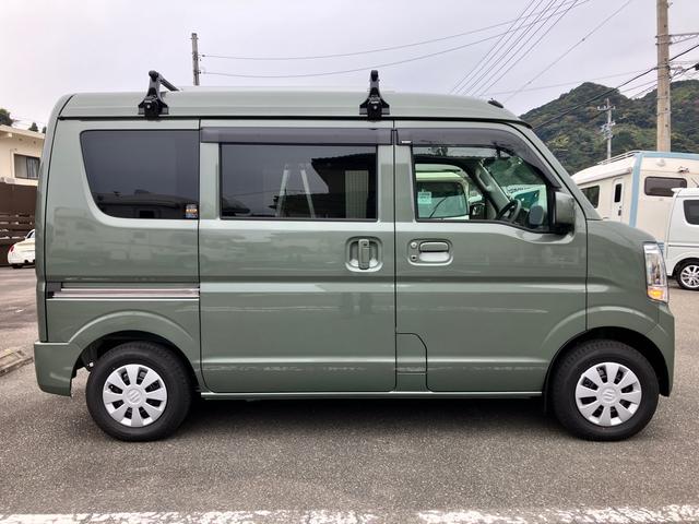 エブリイ ジョインターボ　４ＷＤ　両側オートスライドドア　Ｐスタート　軽キャンパーちょいＣａｍ豊　特別色架装　１０５Ａｈサブバッテリー電源システム　６００Ｗインバーター　走行充電＆外部１００Ｖ充電　１８０Ｗソーラー　サイドオーニング　キャリア　ナビ＆ＥＴＣ　バックカメラ（6枚目）