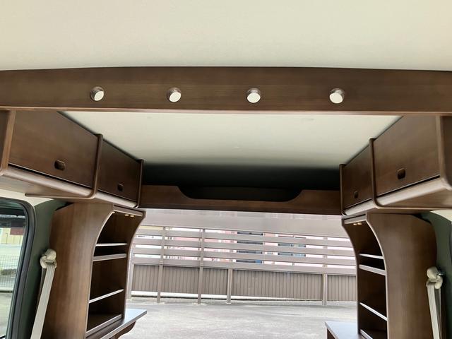 エブリイ ジョインターボ　４ＷＤ　両側オートスライドドア　Ｐスタート　軽キャンパーちょいＣａｍ豊　特別色架装　１０５Ａｈサブバッテリー電源システム　６００Ｗインバーター　走行充電＆外部１００Ｖ充電　１８０Ｗソーラー　サイドオーニング　キャリア　ナビ＆ＥＴＣ　バックカメラ（34枚目）