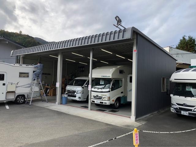 エブリイ ジョインターボ　４ＷＤ　両側オートスライドドア　Ｐスタート　軽キャンパーちょいＣａｍ豊　特別色架装　１０５Ａｈサブバッテリー電源システム　６００Ｗインバーター　走行充電＆外部１００Ｖ充電　１８０Ｗソーラー　サイドオーニング　キャリア　ナビ＆ＥＴＣ　バックカメラ（80枚目）