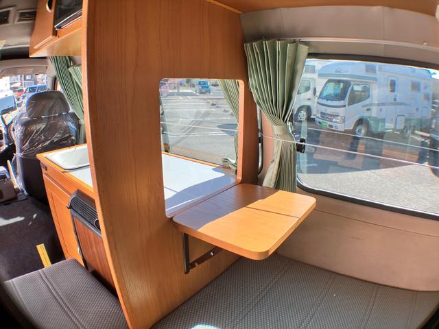 キャラバン SロングGX キャンパー特装Aパック Wエアバッグ ABS ハタナカ製グランドキャラバン ツインベッド仕様 禁煙 全長499/全幅170cm 3mサイドオーニング FFヒーター マックスファン給排気 1500Wインバーター ツインサブバッテリー 電子レンジ(32枚目)