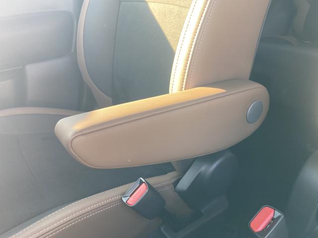 クロスビー HYBRID MZブラウンアクセントP&全方位モニタ用カメラ オートライト バックカメラ プッシュスタート シートヒーター オートエアコン スズキセーフティーサポート 衝突被害軽減システム アイドリングストップ 横滑り防止機能 衝突安全ボディ 盗難防止システム(18枚目)