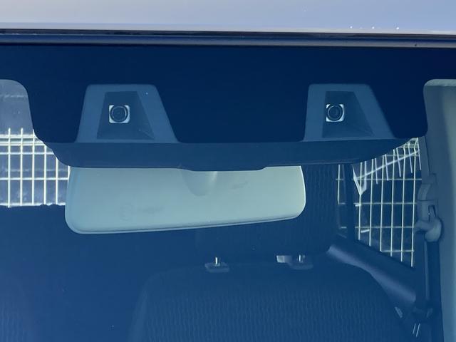 ハスラー ＨＹＢＲＩＤ　Ｘターボ　オートライト　バックカメラ　Ｂｌｕｅｔｏｏｔｈ　純正ナビ　プッシュスタート　シートヒーター　オートエアコン　スズキセーフティーサポート　アイドリングストップ　横滑り防止機能　衝突安全ボディ（11枚目）