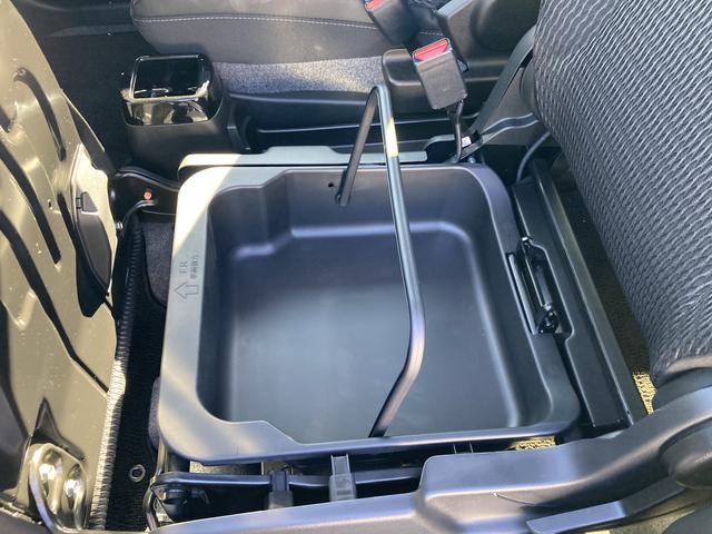 ハスラー ＨＹＢＲＩＤ　Ｘターボ　オートライト　バックカメラ　Ｂｌｕｅｔｏｏｔｈ　純正ナビ　プッシュスタート　シートヒーター　オートエアコン　スズキセーフティーサポート　アイドリングストップ　横滑り防止機能　衝突安全ボディ（22枚目）