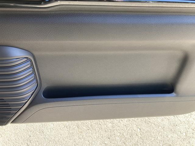 ハスラー ＨＹＢＲＩＤ　Ｘターボ　オートライト　バックカメラ　Ｂｌｕｅｔｏｏｔｈ　純正ナビ　プッシュスタート　シートヒーター　オートエアコン　スズキセーフティーサポート　アイドリングストップ　横滑り防止機能　衝突安全ボディ（46枚目）