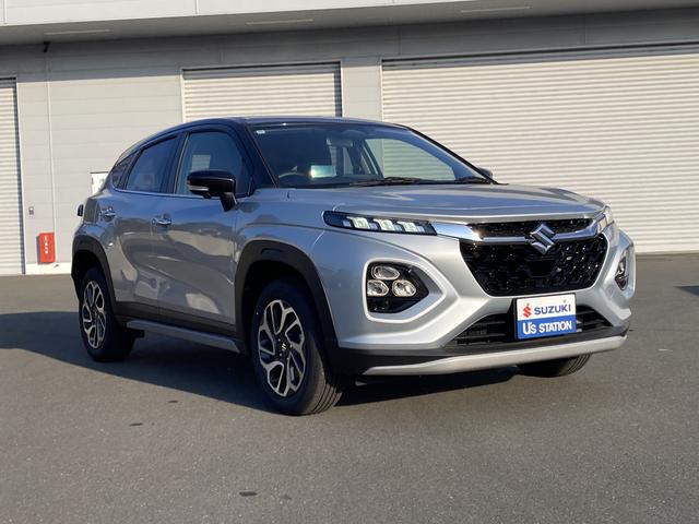 フロンクス 全方位モニター付ナビゲーション KeePer施工車 バックカメラ オートライト Bluetooth 純正ナビ プッシュスタート シートヒーター オートエアコン スズキセーフティーサポート 衝突被害軽減システム 横滑り防止機能 衝突安全ボディ(6枚目)