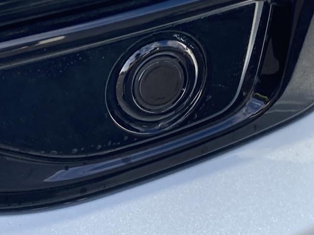 フロンクス 全方位モニター付ナビゲーション KeePer施工車 バックカメラ オートライト Bluetooth 純正ナビ プッシュスタート シートヒーター オートエアコン スズキセーフティーサポート 衝突被害軽減システム 横滑り防止機能 衝突安全ボディ(12枚目)