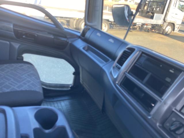 ヒノレンジャー 　ユニック３段クレーン　ロングジャッキ　フックイン　予備検査Ｒ５年トラック　ＭＴ　後輪ダブル　エアコン　パワーウィンドウ（45枚目）