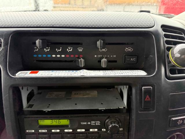 デュトロ 　パッカー車　プレス式　ＭＴ　ドライブレコーダー　ＥＴＣ　バックカメラ　エアコン　パワーステアリング（4枚目）