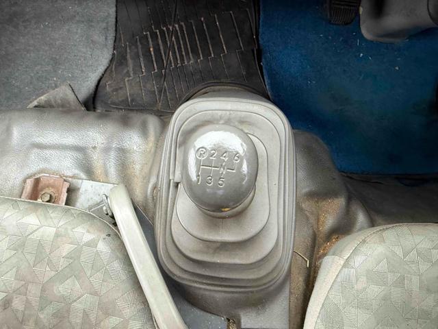 デュトロ 　パッカー車　プレス式　ＭＴ　ドライブレコーダー　ＥＴＣ　バックカメラ　エアコン　パワーステアリング（7枚目）