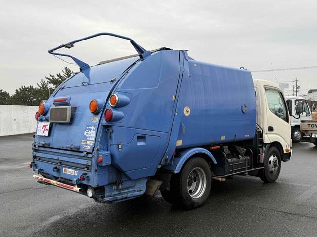 デュトロ 　パッカー車　プレス式　ＭＴ　ドライブレコーダー　ＥＴＣ　バックカメラ　エアコン　パワーステアリング（15枚目）