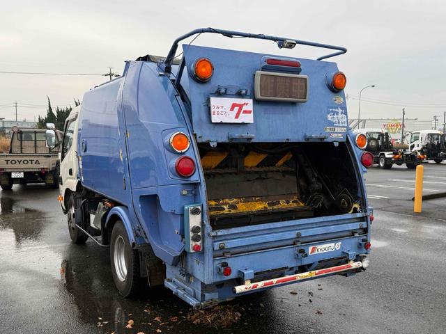 デュトロ 　パッカー車　プレス式　ＭＴ　ドライブレコーダー　ＥＴＣ　バックカメラ　エアコン　パワーステアリング（35枚目）