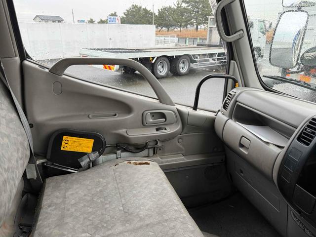 デュトロ 　パッカー車　プレス式　ＭＴ　ドライブレコーダー　ＥＴＣ　バックカメラ　エアコン　パワーステアリング（47枚目）