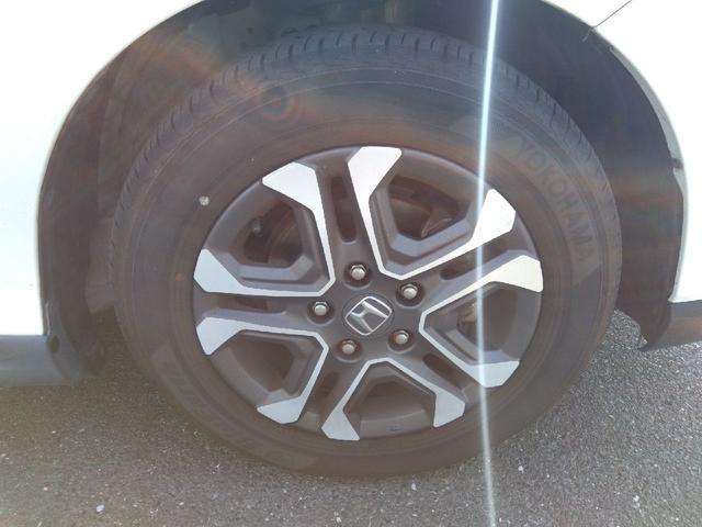 フリード クロスター・ホンダセンシング　ワンオーナー　キーフリー　ＳＤナビ　ドラレコ　ＥＴＣ　リヤカメラ　誤発信抑制　イモビライザー　Ｉストップ（13枚目）