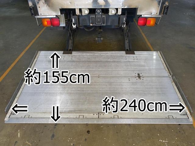 １２７番　増トン　新中型免許ＯＫ　ワイド６２８０ボデー　冷蔵　冷凍　－３０度低温　格納パワーゲート１ｔ　積載５．６７ｔ　総重量１０９８０ｋｇ　左電動格納ミラー　バックカメラ　集中ドアロック有り　車両サイズ８４８Ｘ２４６高３４０　荷台内寸６２８Ｘ２２８高２１２(7枚目)