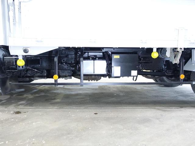 エルフトラック 　３３８番　アルミウイング　ワイドロング　積載３ｔ　総重量７１９５ｋｇ　左電動格納ミラー　キーレス　バックカメラ　アルミウィング（43枚目）