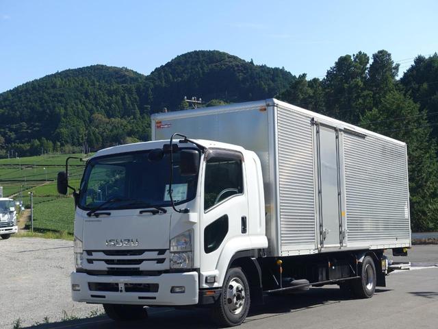 ７７番　格納パワーゲート１ｔ　標準６４００ボデー　アルミバン　積載２．９５ｔ　総重量７９９５ｋｇ　ベット　左電動格納ミラー　バックカメラ　キーレス　ＥＴＣ　車両サイズ８６４Ｘ２３２高３２３　荷台内寸６３９Ｘ２１７高２１５(65枚目)