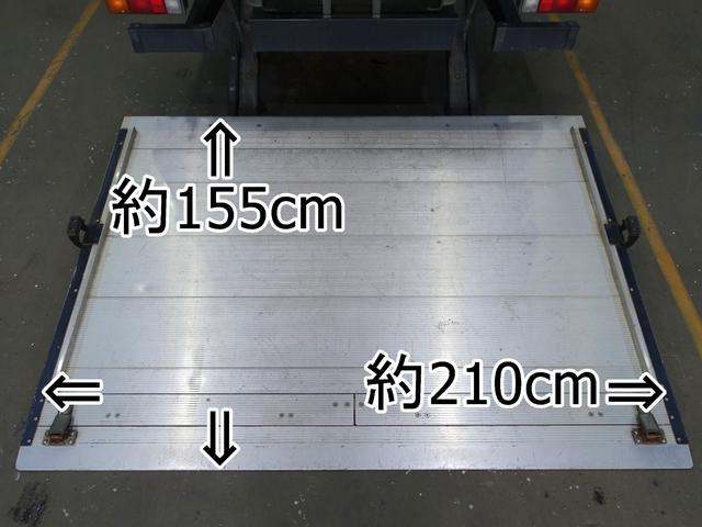 キャンター 　８７番　背高　跳上パワーゲート１ｔ　ワイドロング　積載３ｔ　総重量６７９５ｋｇ　キーレス　左電動格納ミラー　バックカメラ　アルミバン　車両サイズ６３８Ｘ２２０高３４３　荷台内寸４２９Ｘ２０７高２４３（7枚目）