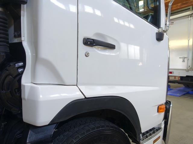 １４６番　新中型免許ＯＫ　増トン　垂直パワーゲート６００ｋｇ　平ボデー　積載５．８ｔ　総重量１０９９０ｋｇ　荷台鉄板張り　左電動格納ミラー　ＥＴＣ　集中ドアロック有り　車両サイズ７７６Ｘ２２８高２５８　荷台内寸５６７Ｘ２１７アルミアオリ高６０(15枚目)