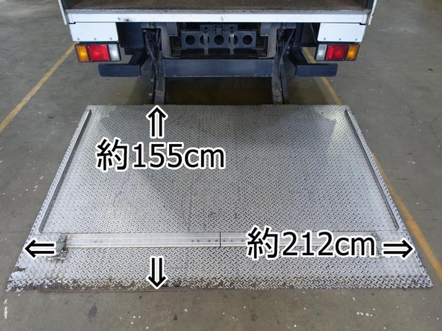 エルフトラック ４０３番　背高　ワイドロング　跳上パワーゲート１ｔ　積載３ｔ　総重量　６７７５ｋｇ　アルミバン　ＥＴＣ　左電動格納ミラー　バックカメラ　集中ドアロック有り　車両サイズ６４２Ｘ２１８高３２４　荷台内寸４３４Ｘ２０８高２３０（4枚目）