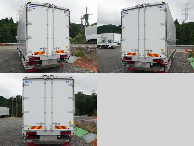 フォワード ６０番　増トン　ワイド　積載６．５ｔ　総重量１３５６０ｋｇ　燃料タンク２００Ｌ×２　ＥＴＣ　キーレス　左電動格納ミラー　バックカメラ　荷台床鉄板張り　ベット　アルミウイングアルミウィング　車検証サイズ９０６Ｘ２５０高３６０　荷台内寸６７１Ｘ２４２高２４８（6枚目）