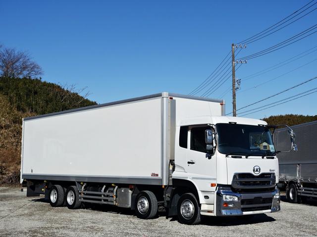 クオン ４７８番　スタンバイ付き　－３０度　低温　冷蔵冷凍　後輪エアサス　積載１３．４ｔ　左電動格納ミラー　左右電動角度調整ミラー　バックカメラ　集中ドアロック有り　ベット　２デフ　大型　車検証サイズ１１９５×２４９高３５９　荷台内寸９４２×２３１高２２６（25枚目）