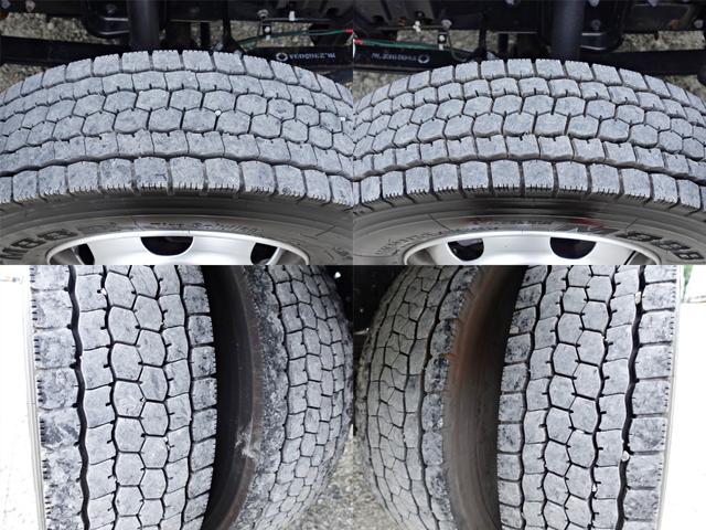 キャンター 　５８５番　積載３．５ｔ　総重量６９５５ｋｇ　荷台床鉄板張り　ワイド超ロング　平ボディー　ＥＴＣ　キーレス　左電動格納ミラー　車検証サイズ６８２幅２２３高２３０　荷台内寸５０１×２０８（11枚目）
