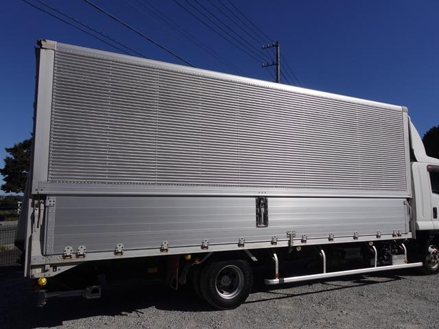 フォワード 積載2.5t 跳上パワーゲート1t 後輪エアサス ワイド アルミウイングアルミウィング ETC キーレス 左電動格納ミラー バックカメラ ベット 車検証サイズ874×249高345 荷台内寸625×241高239(5枚目)