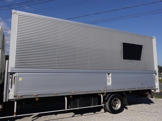 ヒノレンジャー 　１６９番　積載３ｔ　ワイド　アルミウイングアルミウィング　ＥＴＣ　左電動格納ミラー　バックカメラ　集中ドアロック有り　ベット　車検証サイズ８６４×２４９高３５４　荷台内寸６２７×２４０高２４１（7枚目）